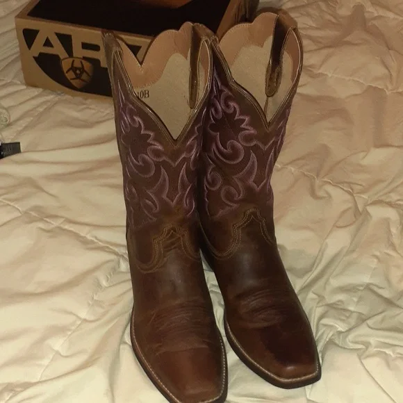 Women's Ariat western style boots size 10 - Picture 9 of 11
